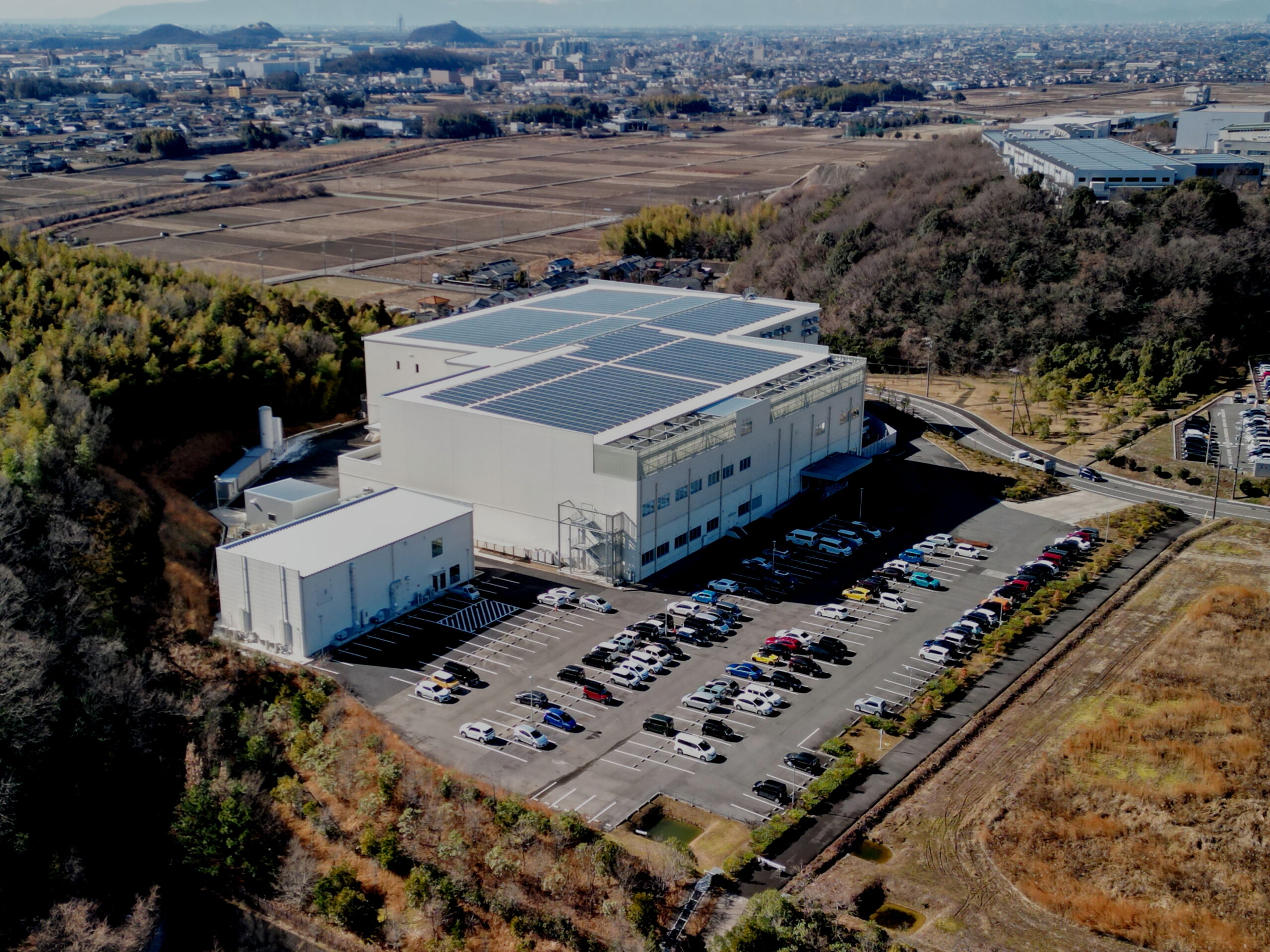株式会社メニコン（各務原工場）